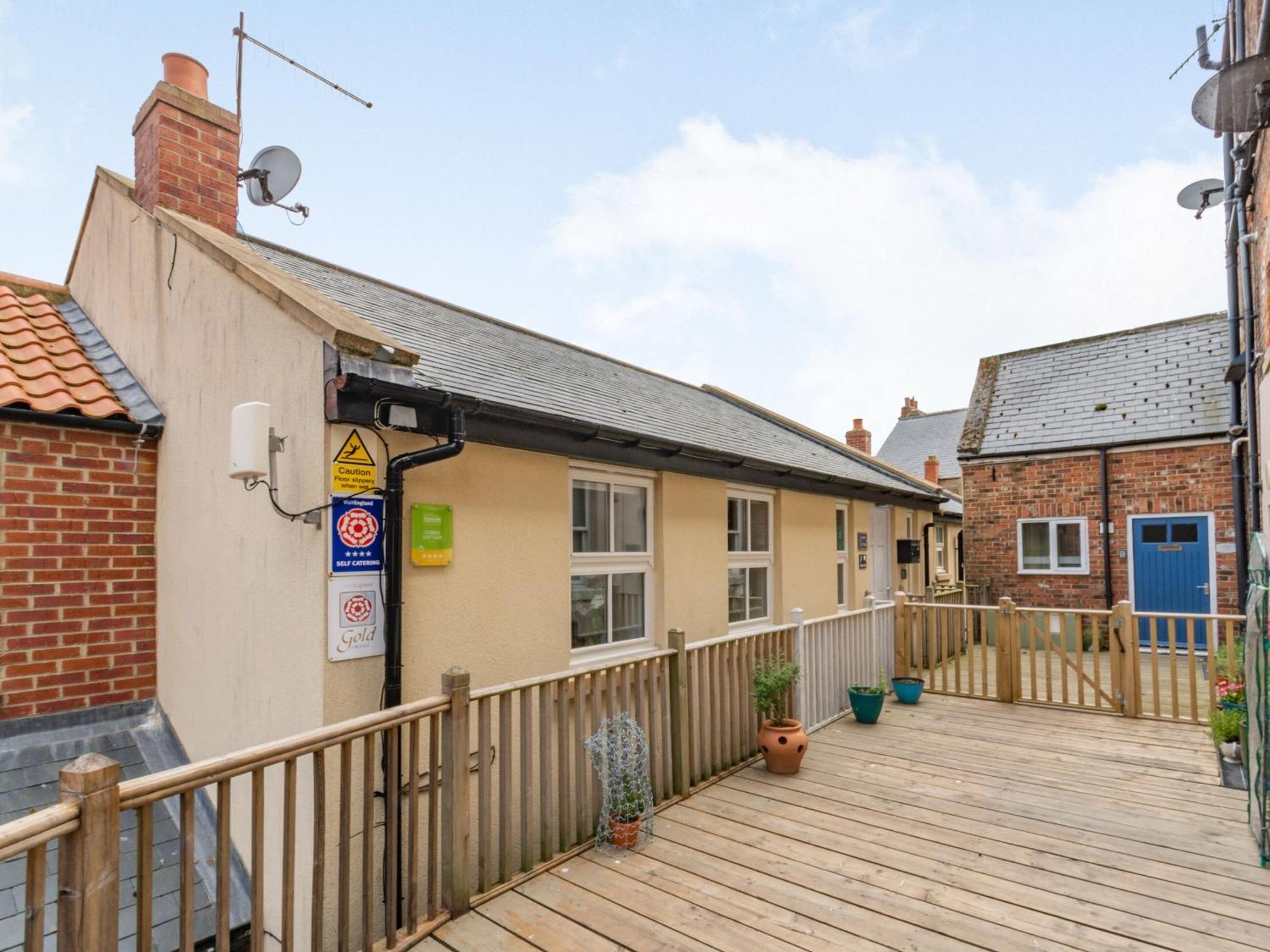 Cobble Cottage - Uk38973 Уитби Екстериор снимка